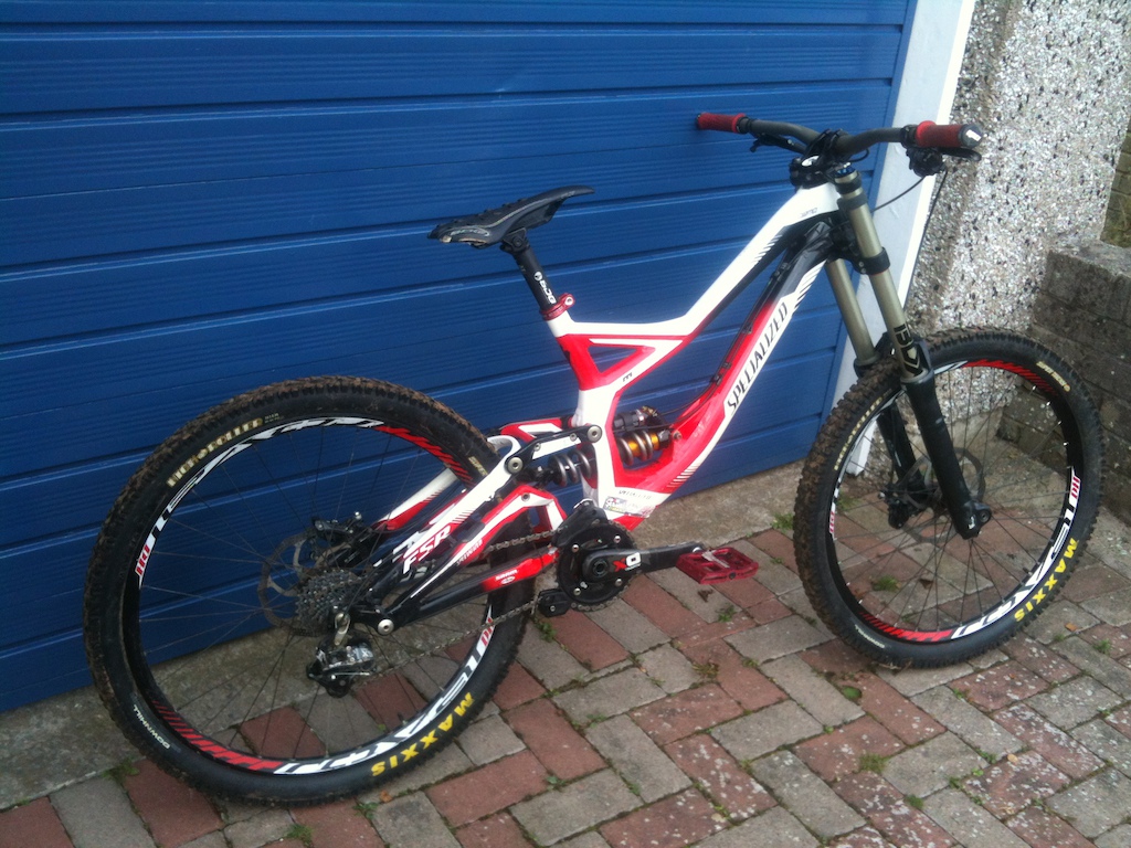 2011 Specialized Demo 8
