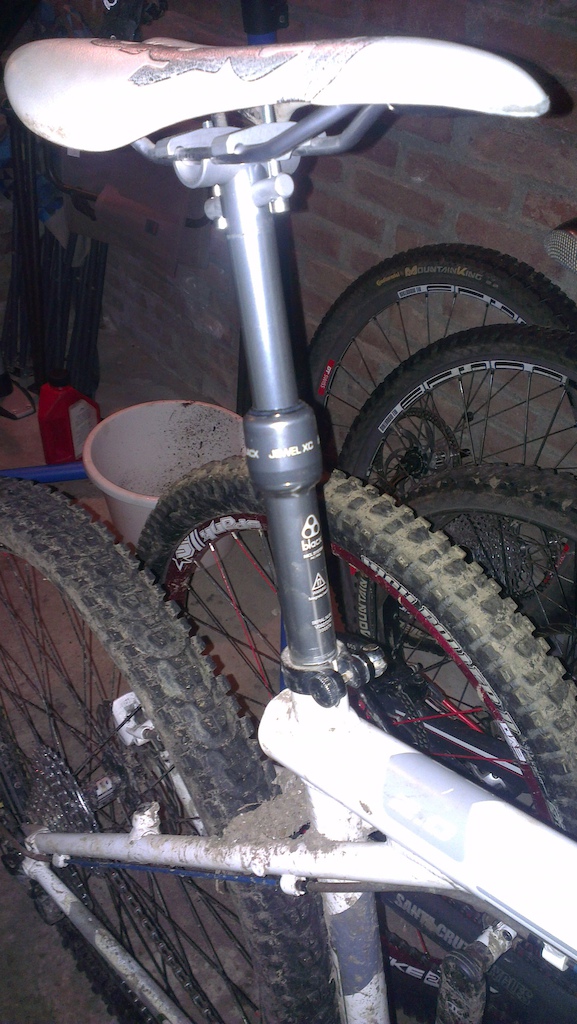 Enduro conversion done!! Finally got hold of a 27.2 dropper!