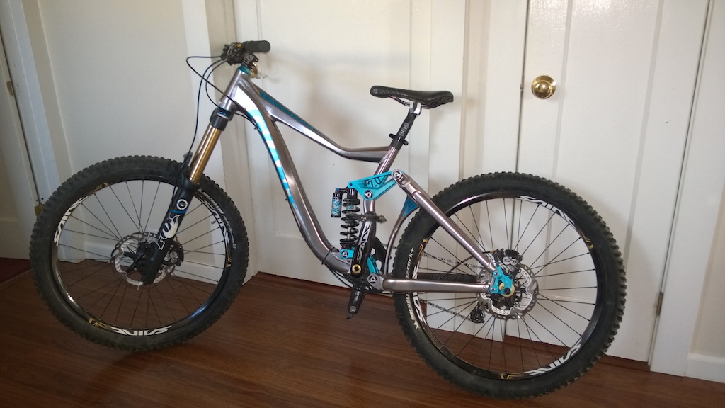 2010 Giant Faith FULL SAINT BUILT