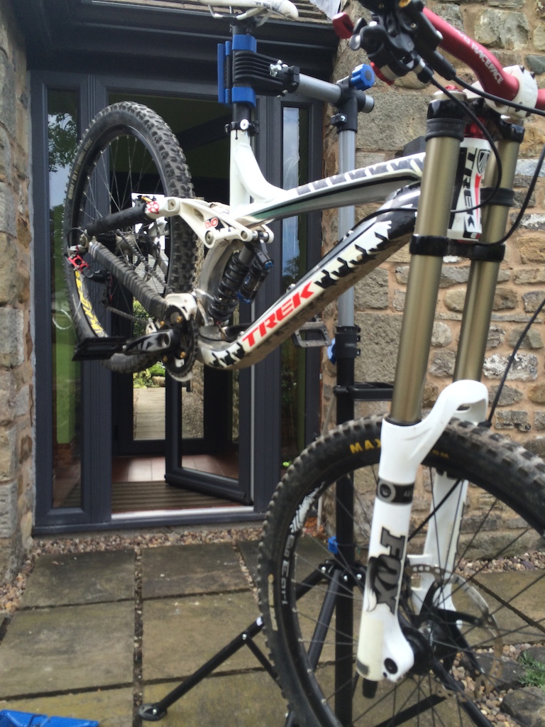 2010 Trek Session 88 - Medium
