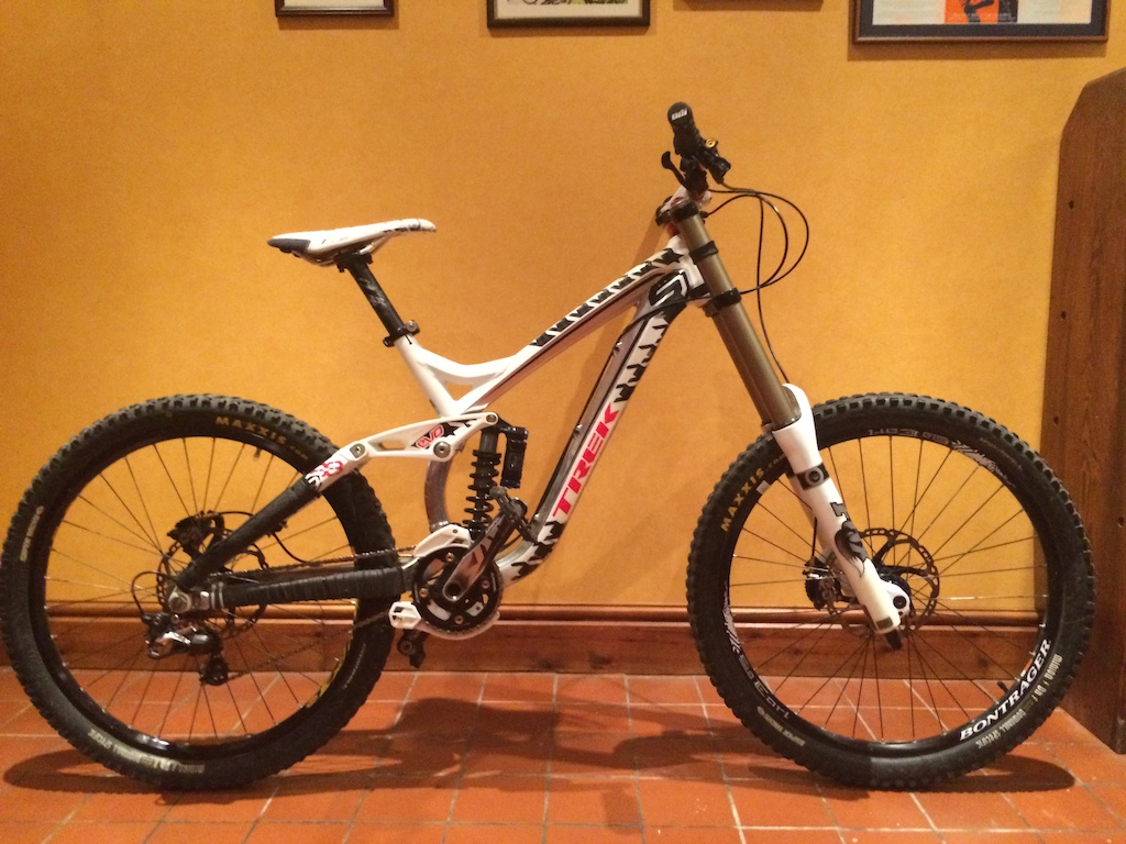 2010 Trek Session 88 - Medium