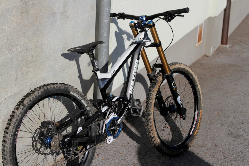 2014 Polygon Collosus DH Fox 40 Float, RC4 Kashima, Saint...