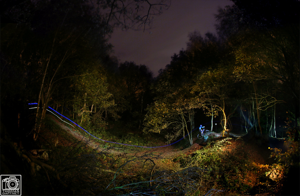 My tyre exploded so I took some night riding photos.

www.thomasgaffneyphotography.com