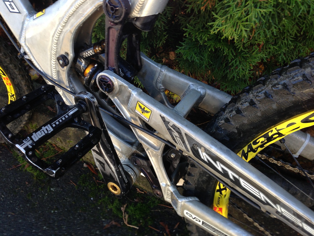 2012 Intense M9 FRO