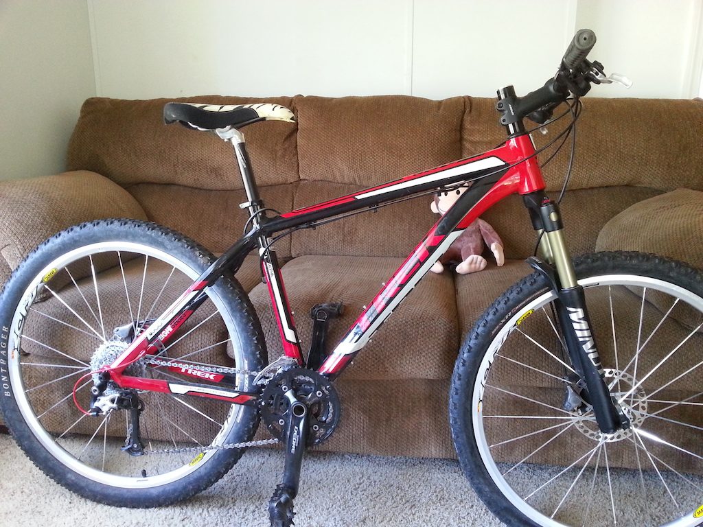 0 Trek 8500 w/ Mavic Crossride Wheelset