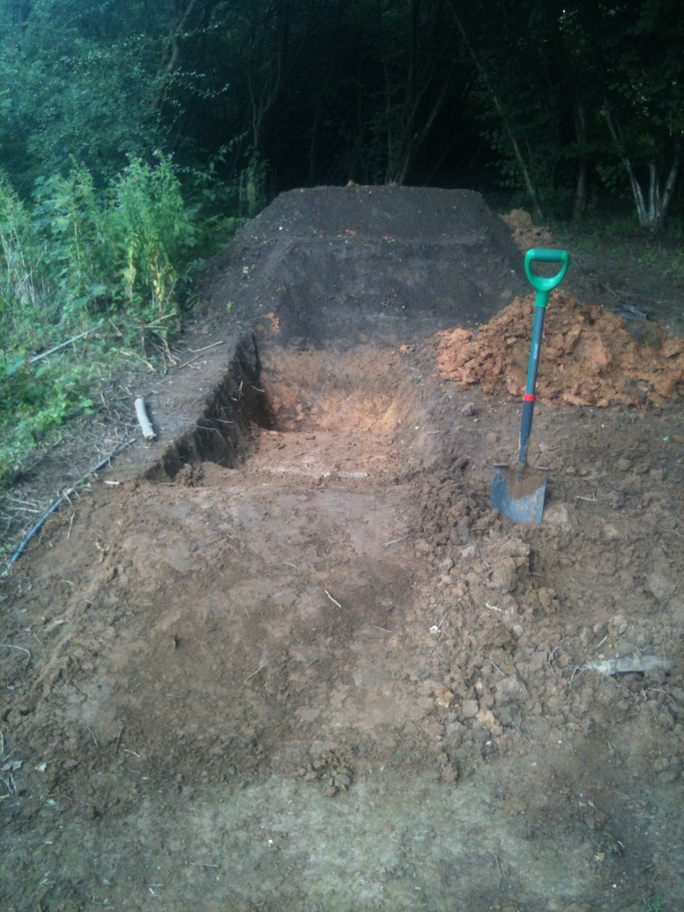 part of the pump bump done, starting to look good now after 2 days of digging!!!!