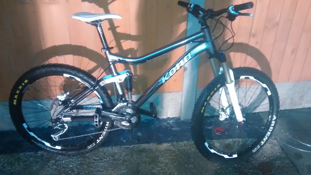 0 Kona tanuki deluxe xc bike. good spec - as new