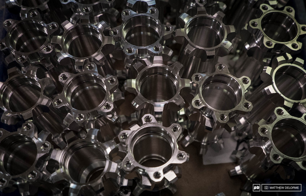 The hubs are nearing the completion of the milling process. When they are done here they will go onto polishing before they get their ano bath.