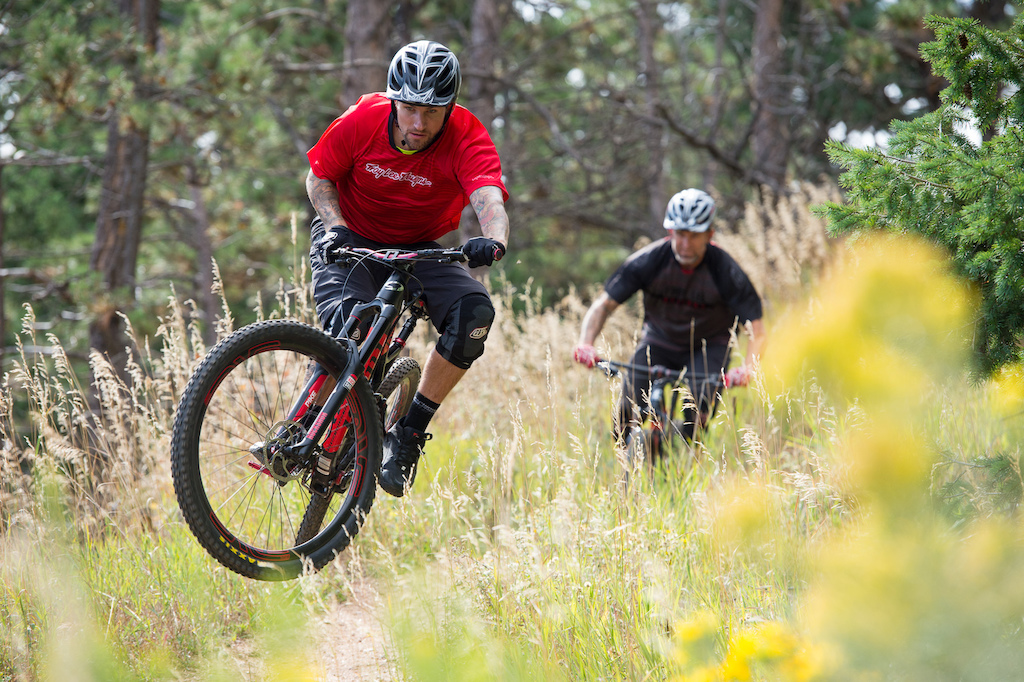 Nate Adams and Stu Travis ride the Niner Bikes WFO 9 in Horsetooth Mountain Park near Fort Collins