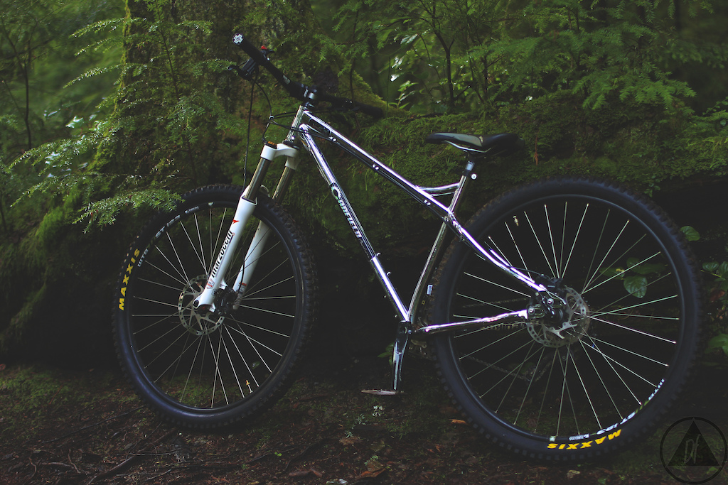 Colins new bike the Canield Brothers Nimble 9.