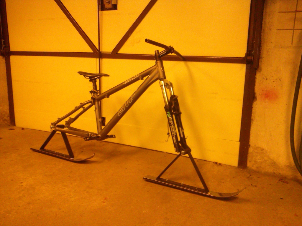 New snowbike.