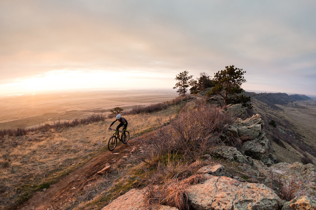 Alex Hagman rides the Niner AIR 9 RDO on the Coyote Ridge Trail near Fort Collins, CO.