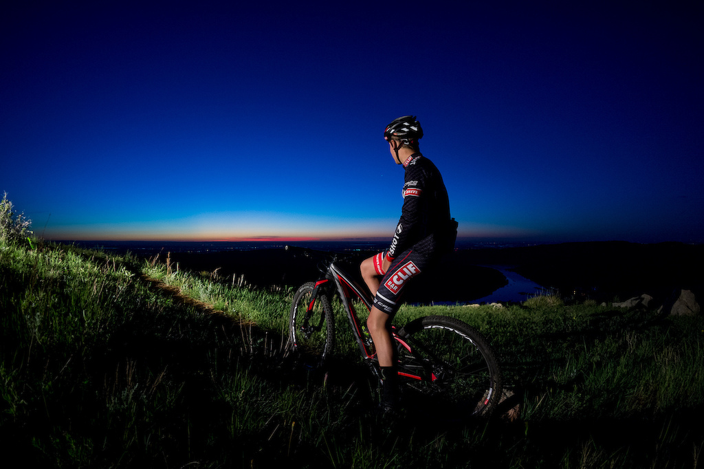 Waiting for the sun, Garrett Gerchar rides the Niner Bikes JET 9 RDO at Horsetooth Mountain Park near Fort Collins, CO