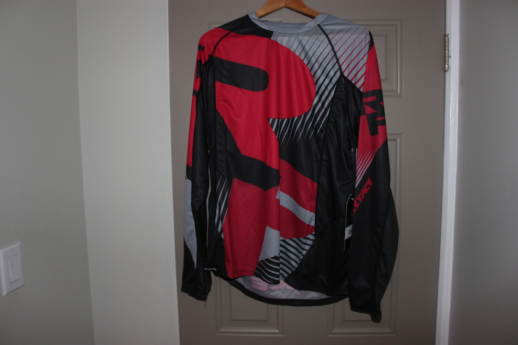 *Brand New* Raceface Ambush Jersey Long-Sleeve, Size Large, Red "District" - $40.00