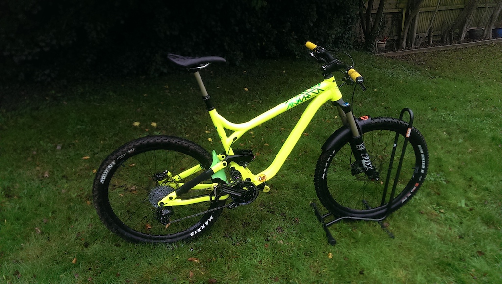 2014 Commencal meta am1 with few bits and bobs added