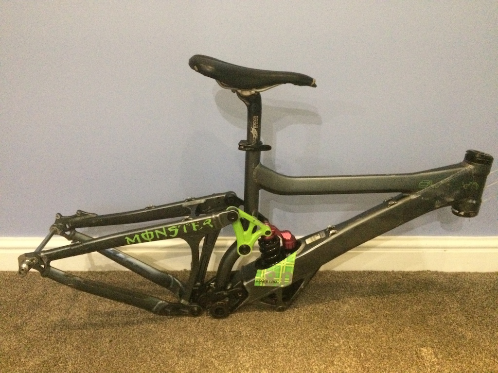 2009 Giant Glory 1 FR/DH Frame