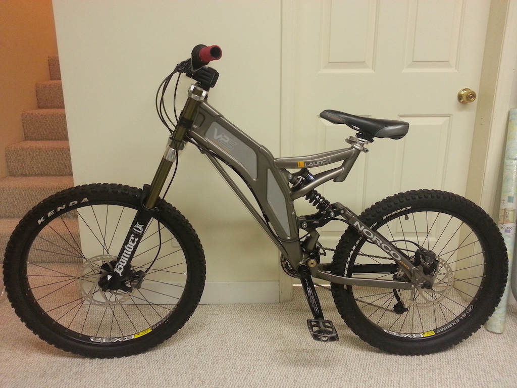 2003 Norco VPS Launch Downhill Bike Good Condition