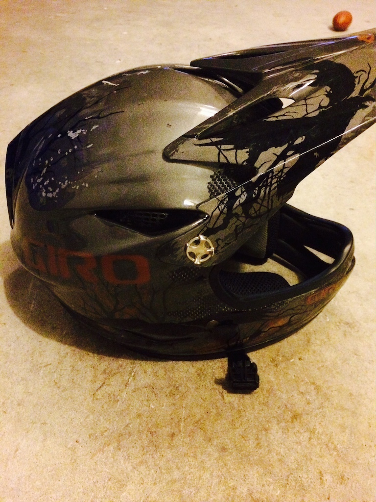 2011 Gyro Remedy Carbon Fibre Helmet