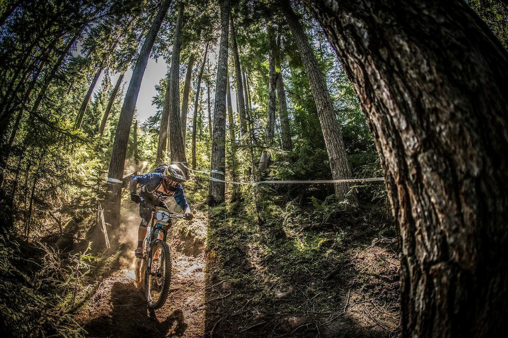 Images from the 2014 EWS stop.