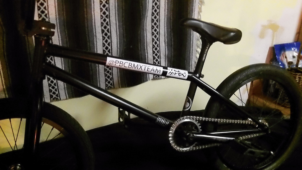 my bike  ..i need sold cranks for it ..solid pegs ,,