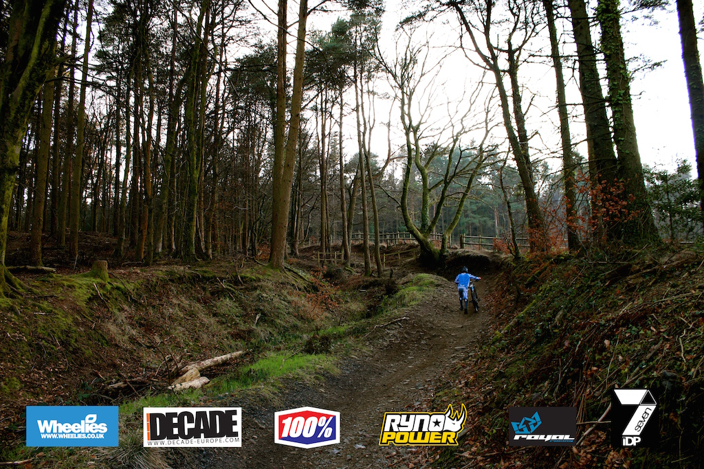 Great day filming with David Moulson for Wheelies Online Bike Store / Decade-Europe LTD on his new Specialized Enduro Expert!
Wheelies Online Bike Store
Decade-Europe LTD
RIDE 100%
Royal Racing
7 Protection
Ryno Power Sports Supplements