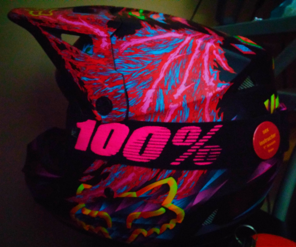Fox V1 Dragnar 2015 + 100% Racecraft Premium Haribo (ps: sex instructor, 1º lesson free)