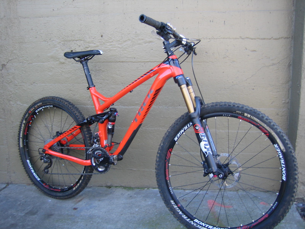 2014 Remedy 9 Orange VERY LOW use NEW parts