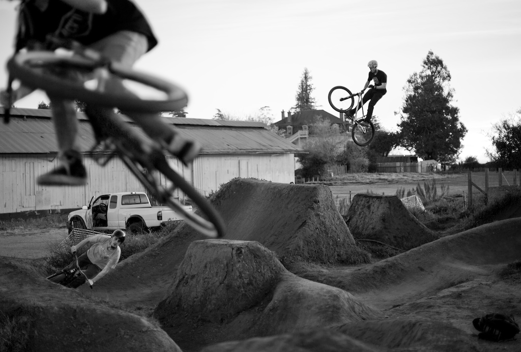 riders from all over throwing down the last lines at post.
