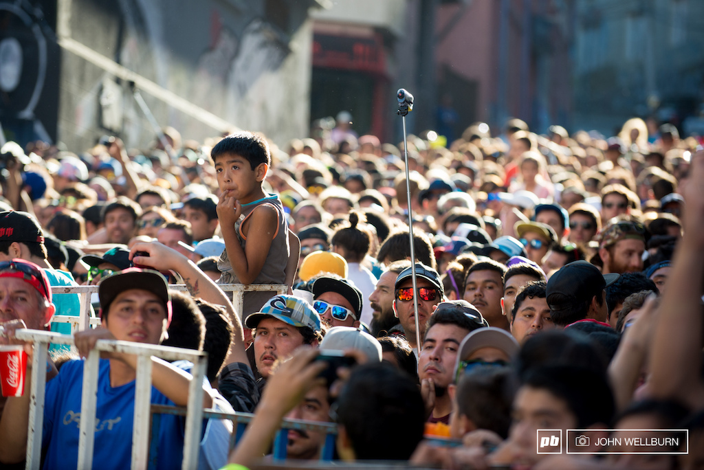 The crowds a Valpo are massive make the race super high energy. Without the crowds Urban DH wouldn t be the same.