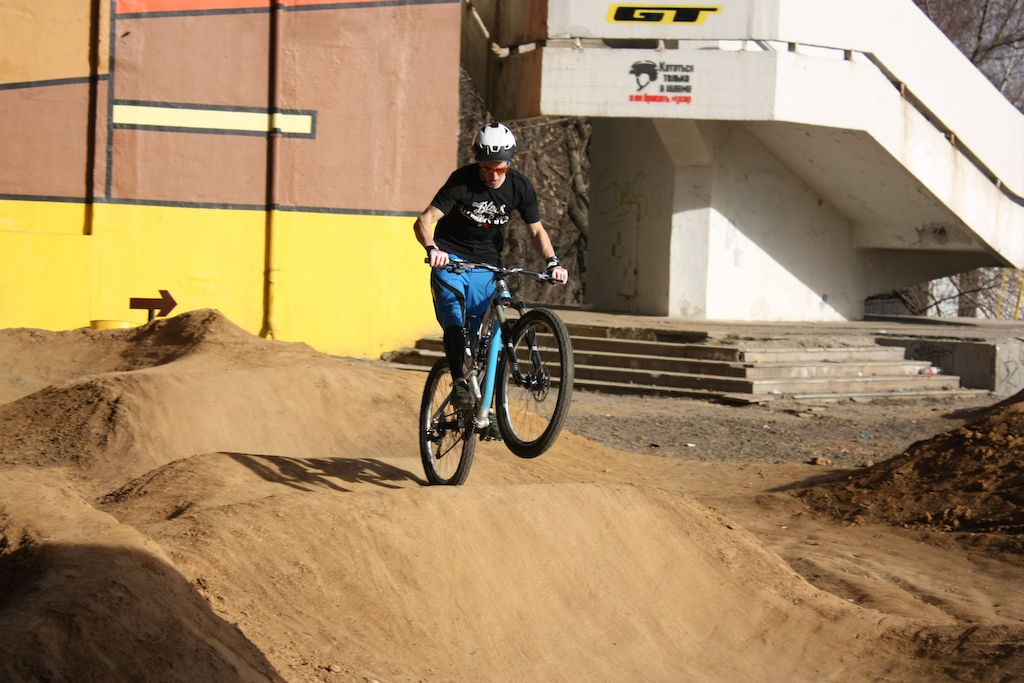 testing my RM on biggest pumptrek in Moscow!