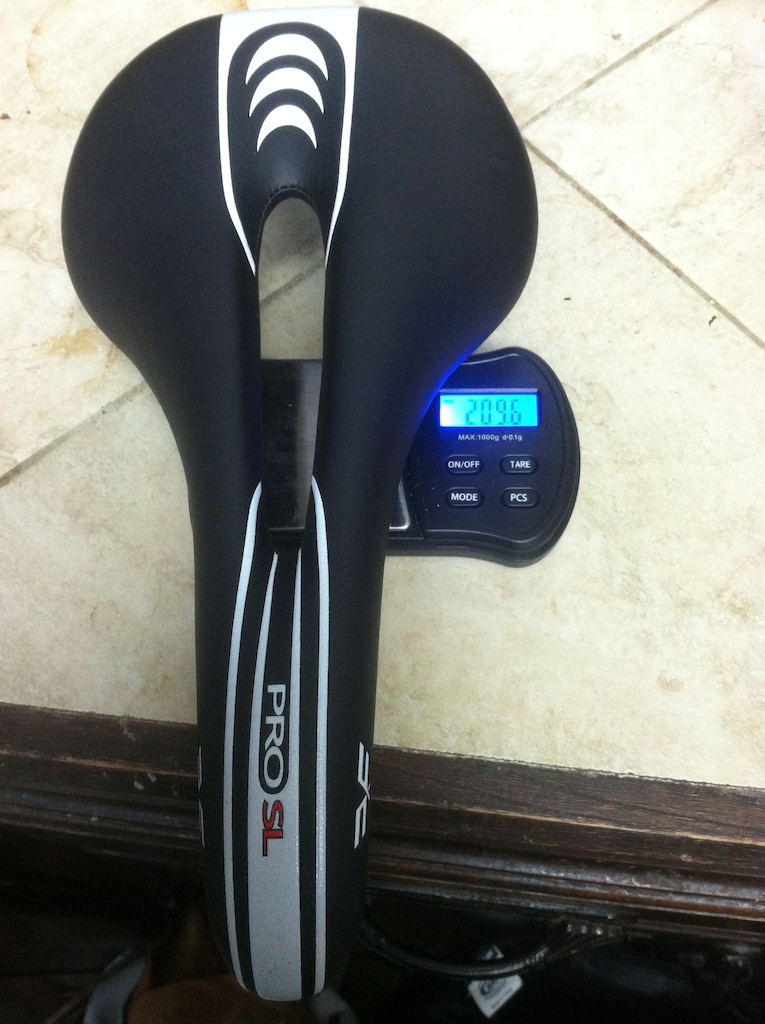 Forte Pro SL saddle, gotta love it when it weighs in over 15g LESS that they claim.
