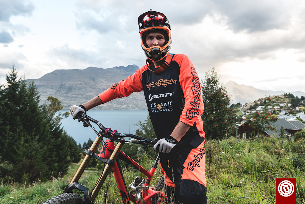Deity Signs On Gstaad-Scott, Neko Mulally, and Brendan Fairclough! / Pic by Dave Trumpore