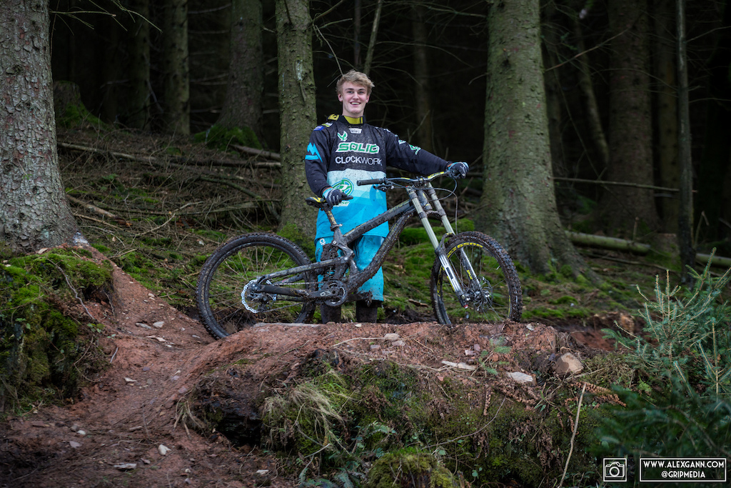 Solid Bikes welcomes Josh Lowe and Harry Molloy to their UCI world cup team.