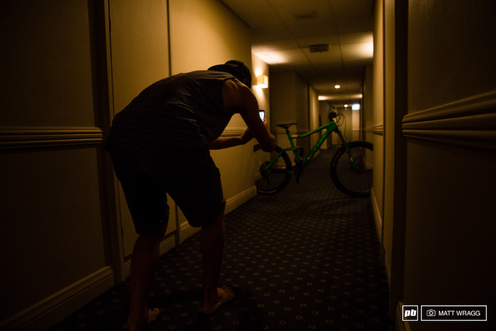 Everyone has different practice day rituals, the hotel corridor bike selfie seems to be an ever more common one these days.
