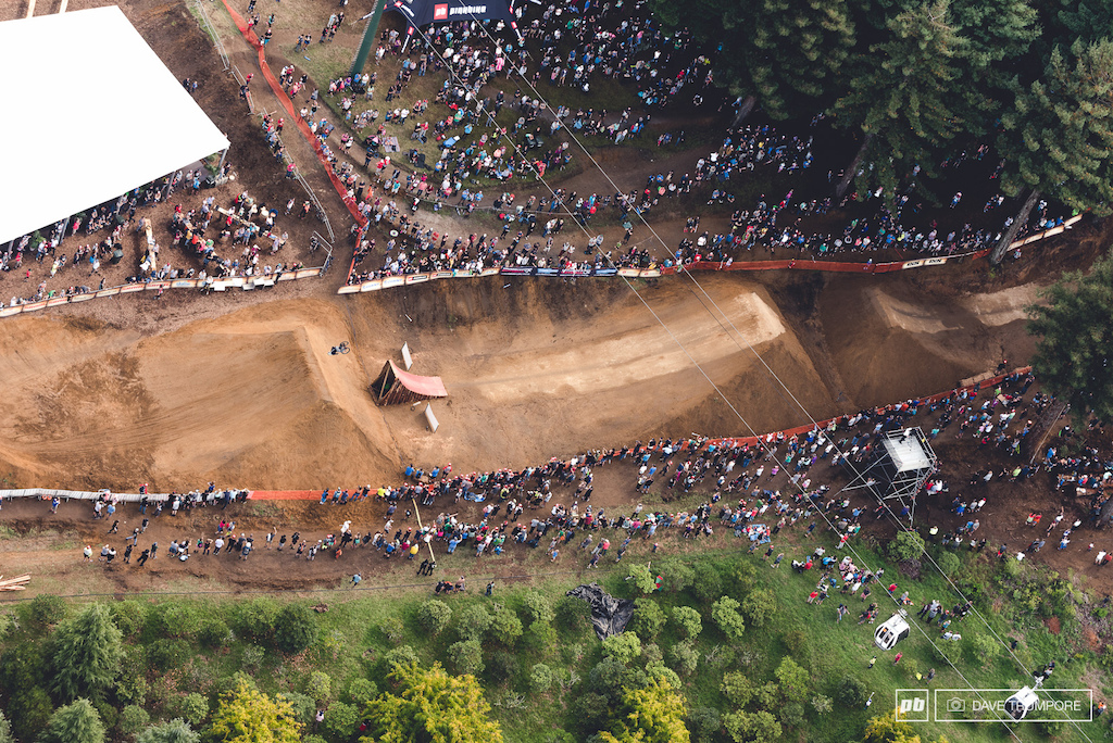 After a rain delay the riders began practice as the crowds trickled into the beautiful tree lined slopestyle course in Rotorua