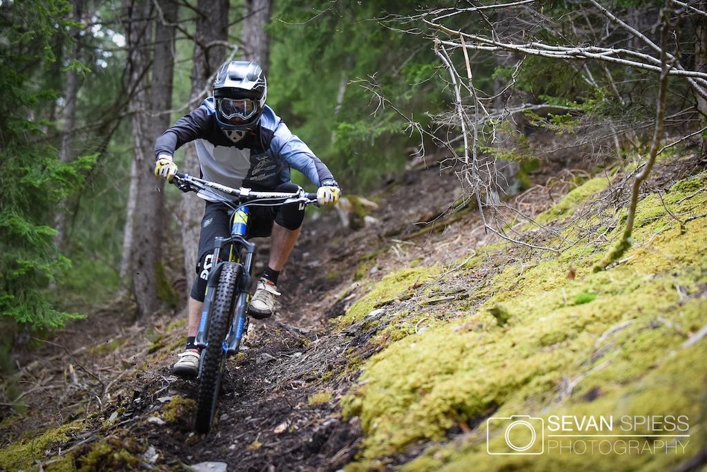 The snow is gone, let's ride!

Pic: Sevan Spiess