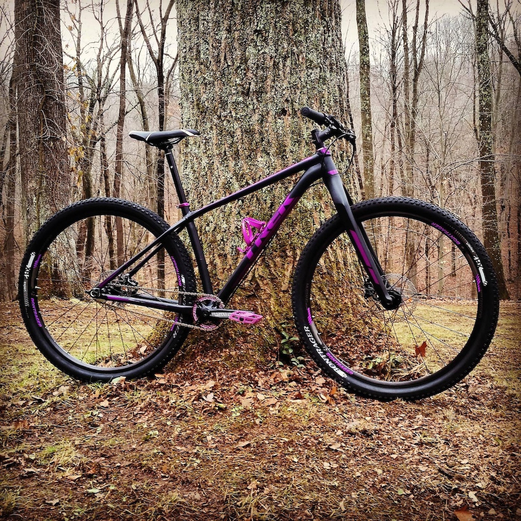 2015 Brand New Trek Superfly SS