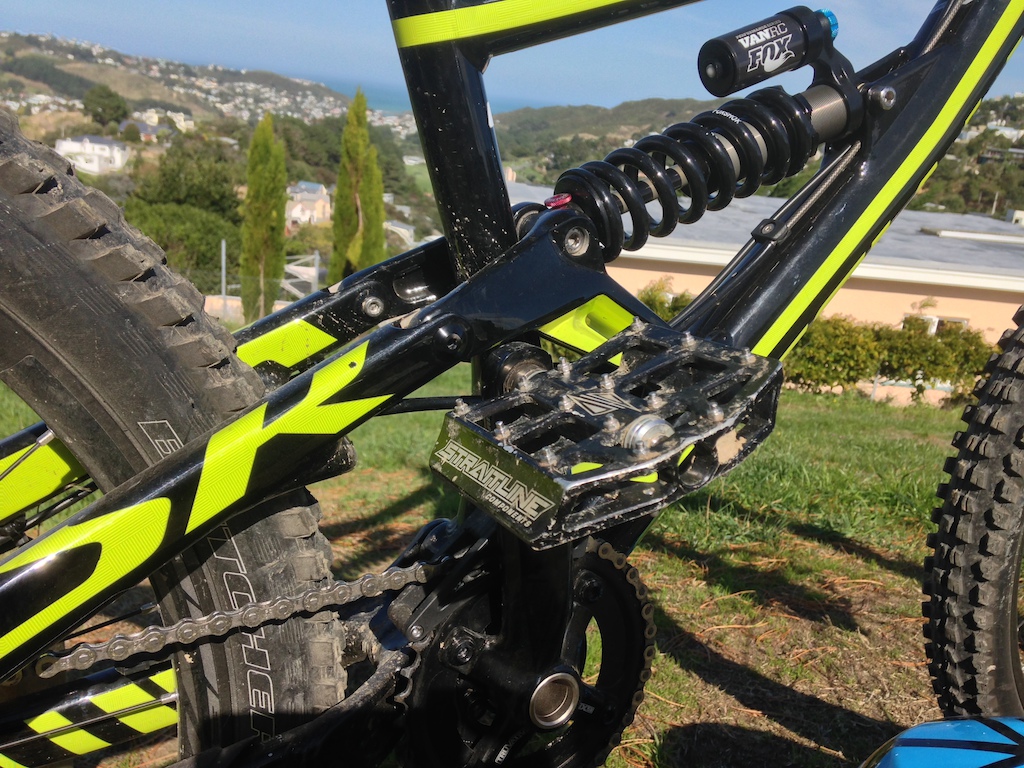 2014 L Specialized Status stock