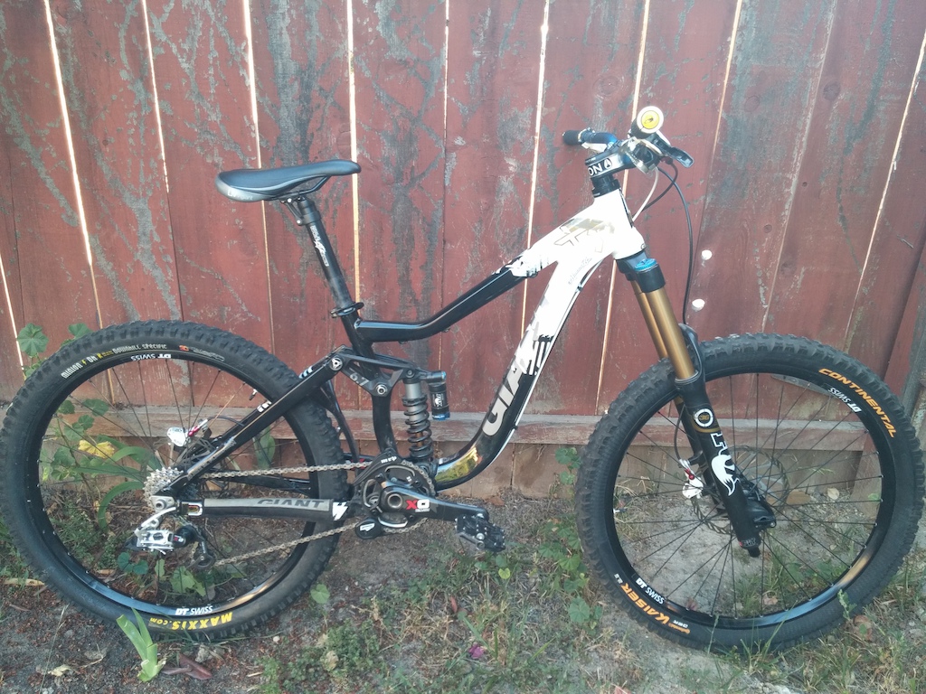 2012 Giant Reign X1 DH Downhill Freeride FR Size. Small