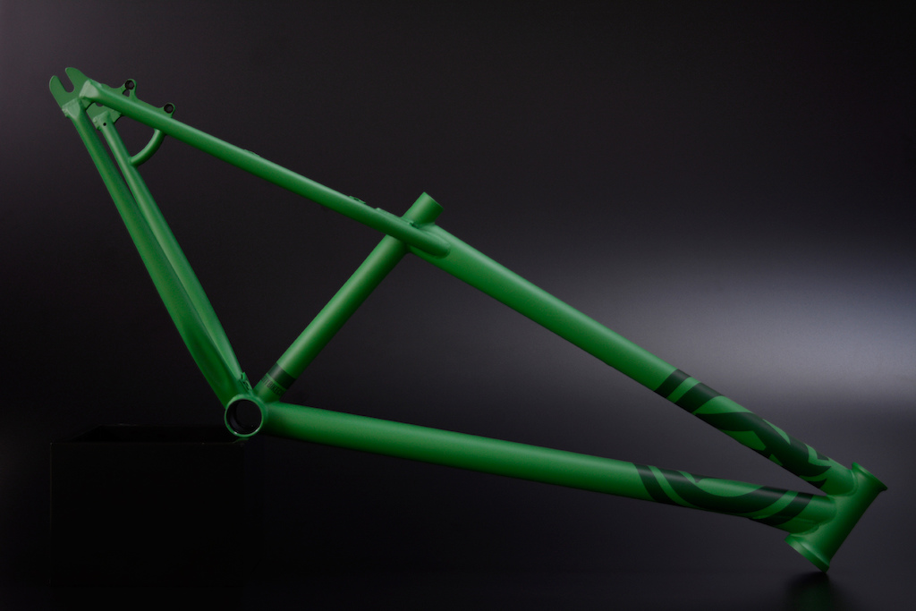 The Deity Cryptkeeper V3 with Tapered Headtube