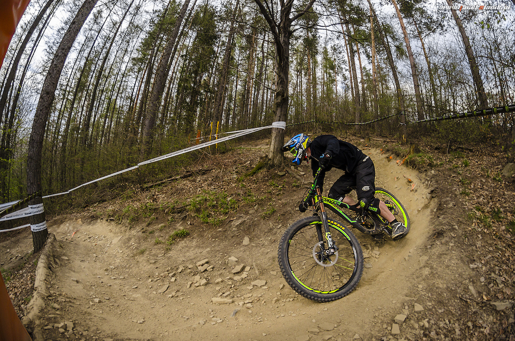 1st place at Diverse Downhill Contest 2015 on NS Fuzz 650B
Photos by: http://jacekslonik.pl/