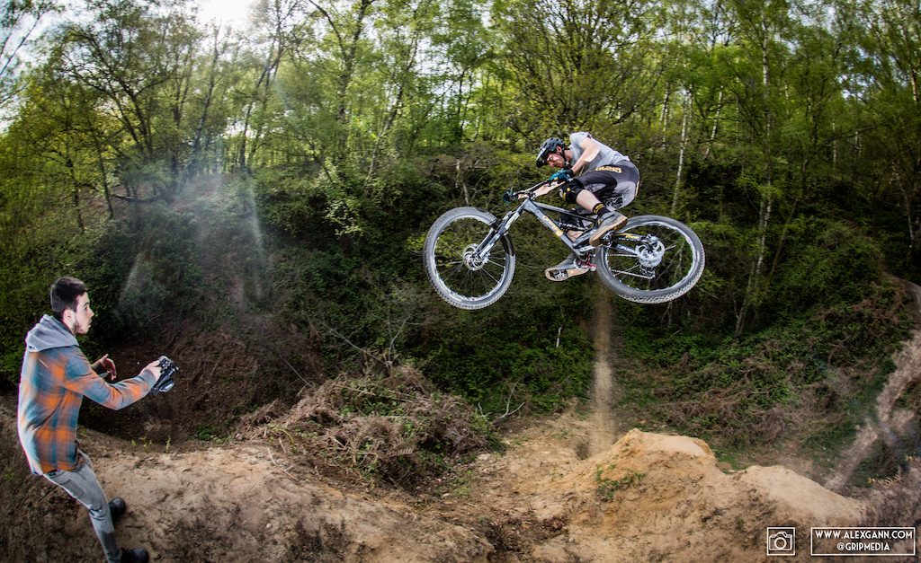 Images to go with 'That Flippin Orange Five' edit from DirtTV and Caldwell visuals. Phil gets wild on the enduro bike!

All rights reserved to Alex Gann @ Grip Media