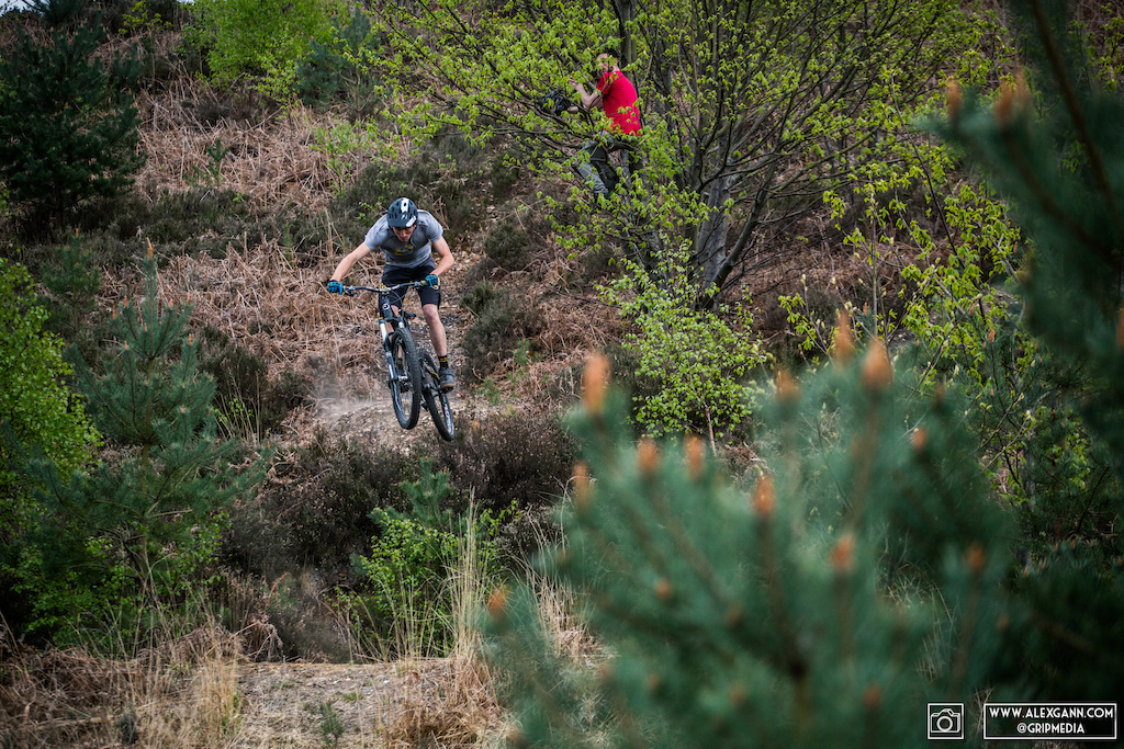 Images to go with 'That Flippin Orange Five' edit from DirtTV and Caldwell visuals. Phil gets wild on the enduro bike!

All rights reserved to Alex Gann @ Grip Media