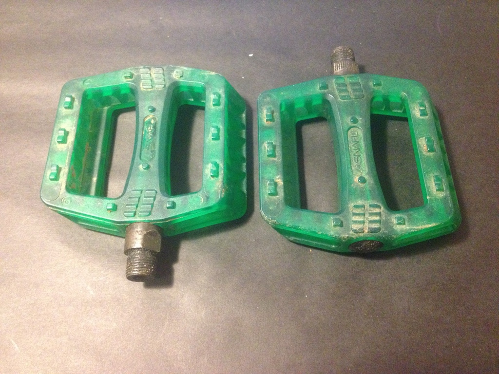 0 Mint Condition Snafu Flat Plastic Pedals Watch|Share |Print|
