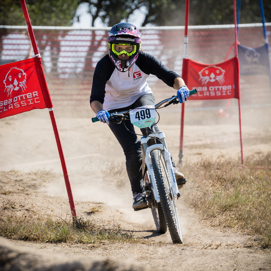 Ducarroz competing in her first ever MTB contest, qualifying 1st on Friday and coming in 3rd overall in the Dual Slalom. @nikitabmxgirl
