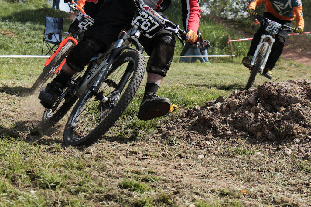 Some pictures from the second 4X race of the MDC.