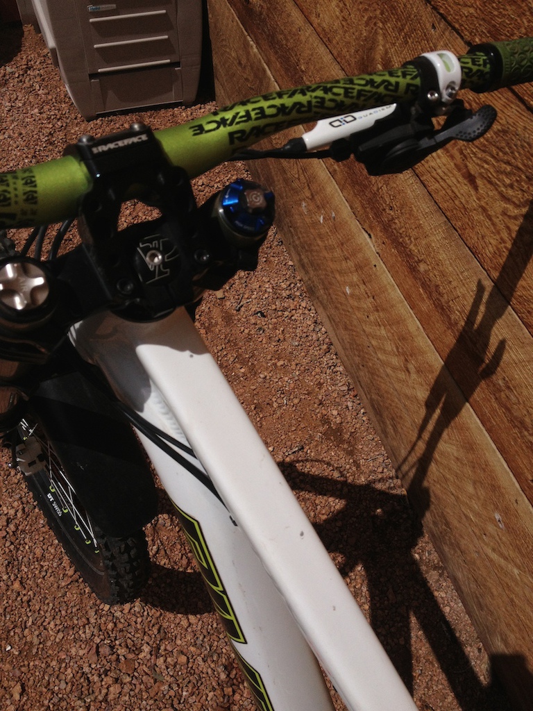 2013 Pivot Phoenix DH