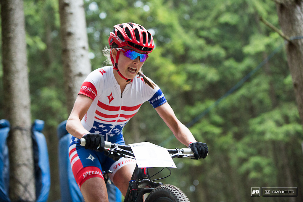 A strong Kate Courtney rode a very consistent race.