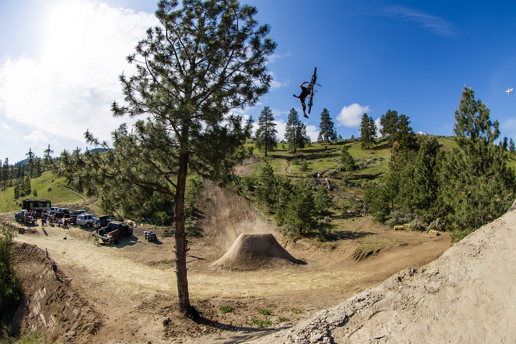 Aggy's Reunion in Kamloops, BC, part of the Fest Series
Photo: Russell Dalby - http://dalbyphoto.photoshelter.com/