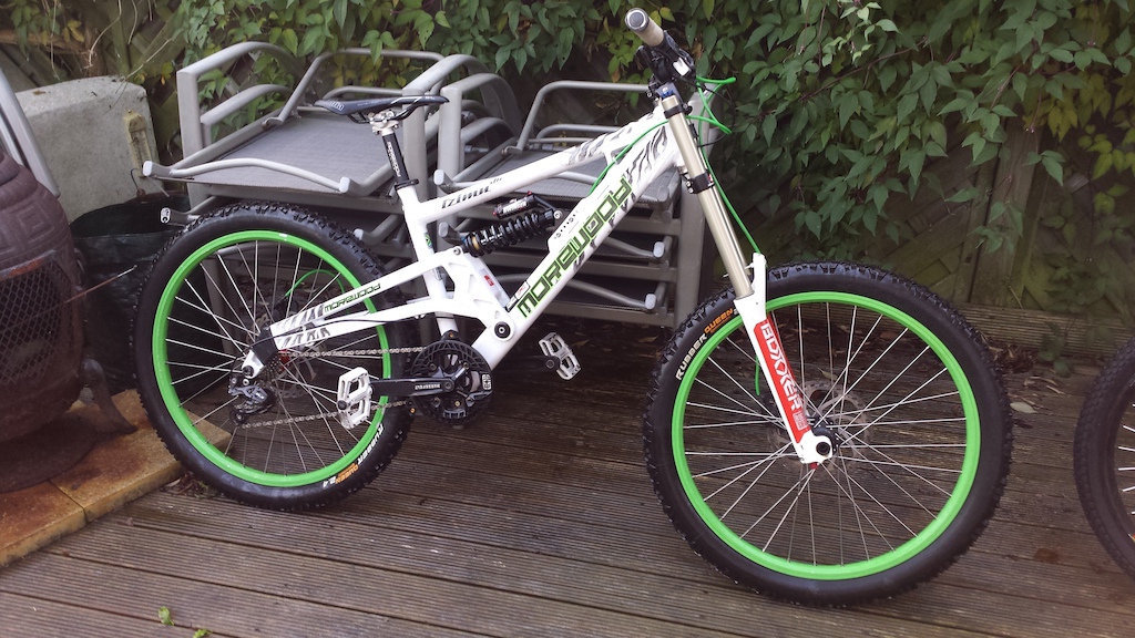 2006 Morewood Izimu with Manitu swinger 6-way shock